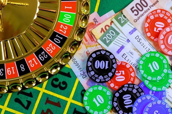 Layar permainan Bingo di aplikasi mobile itemku dengan kartu angka dan nomor yang ditarik